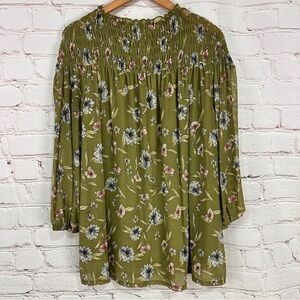 Women’s plus size floral shirt multicolored green puff blouse smocked size 14 16